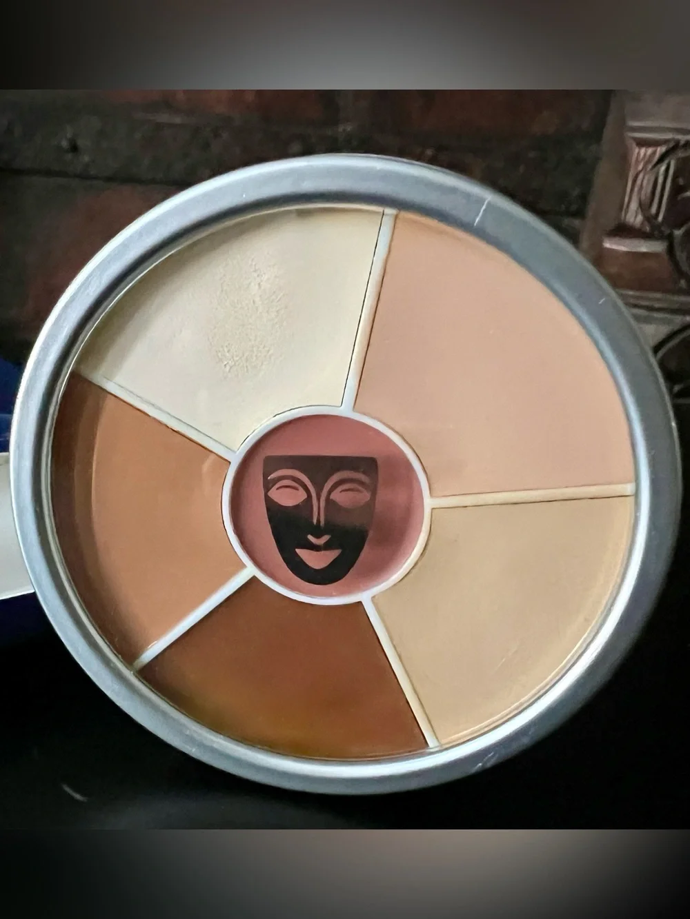 Kryolan Professional Concealer Circle, Color Selection #4~ Brand New In Box~